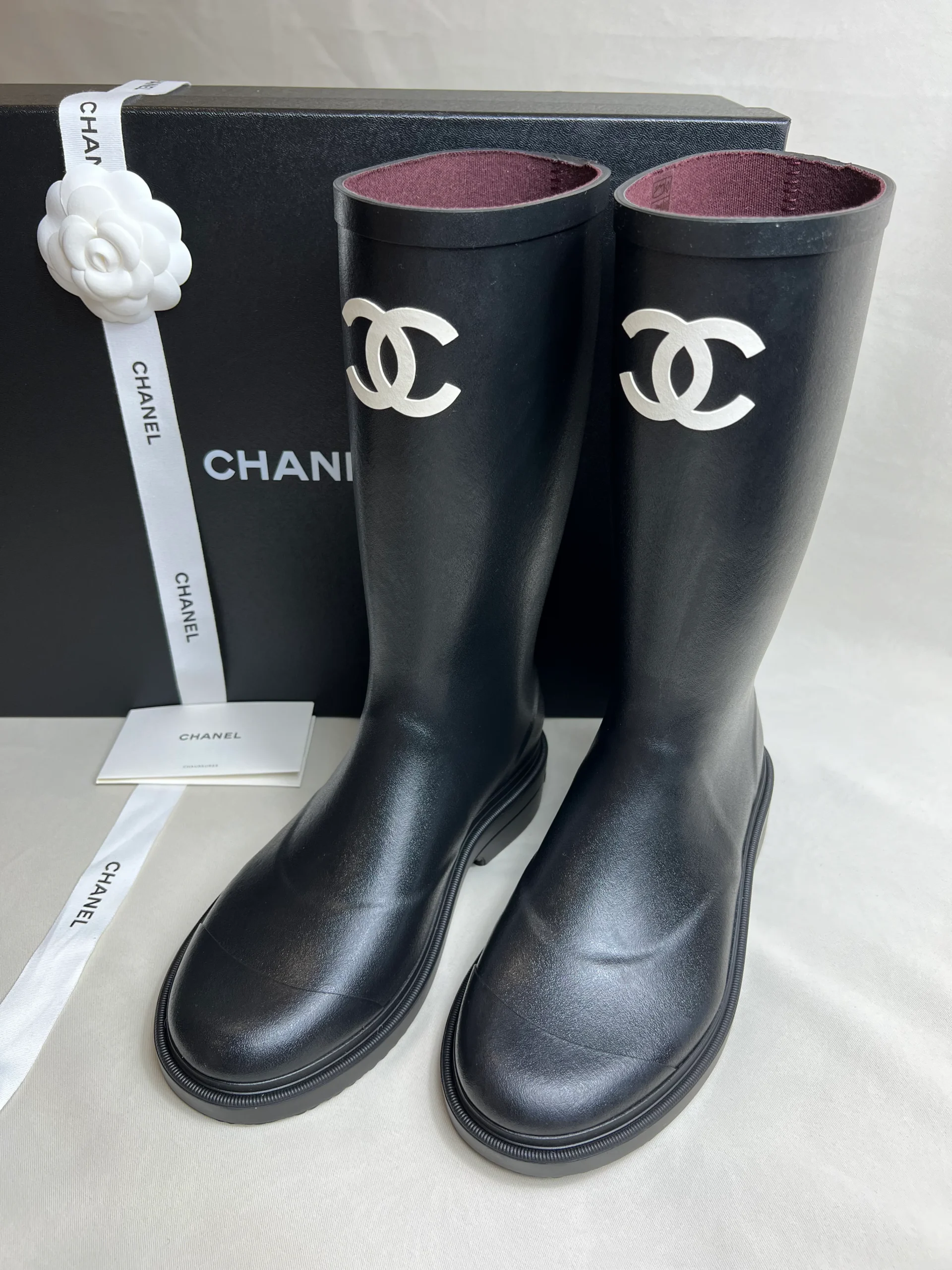CHANEL RAINBOOTS BLACK
